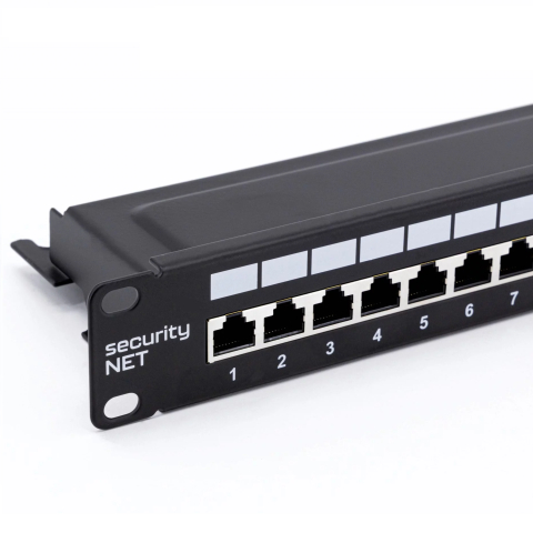 Panneau de brassage Cat6 UTP 24-Port RJ-45 19" 1U avec étagère