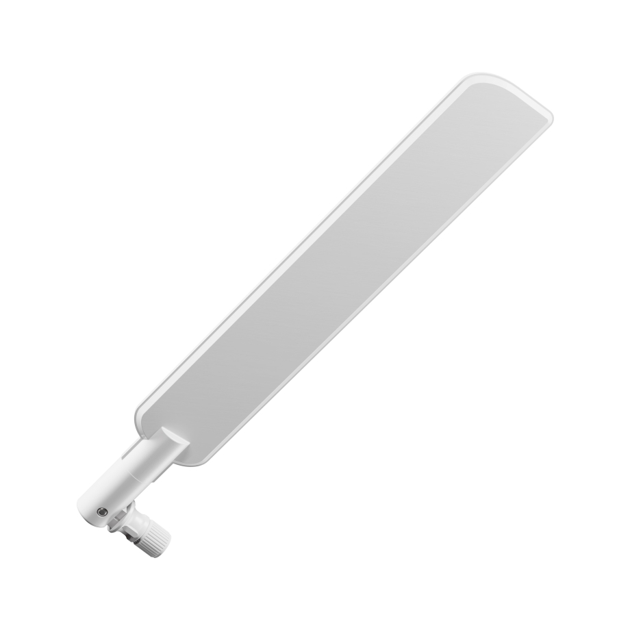 MikroTik LTE 5G et LoRa IoT antenne